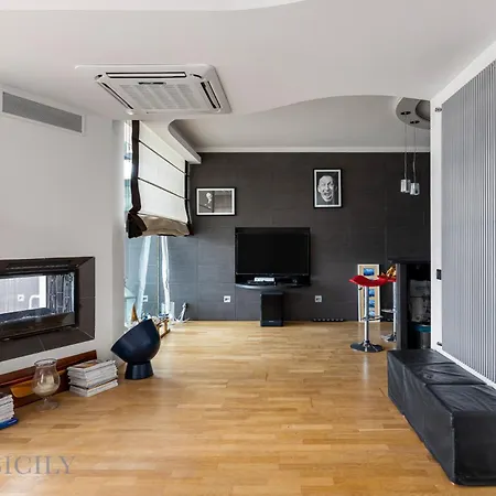 Maurino By Domusicily Aparthotel